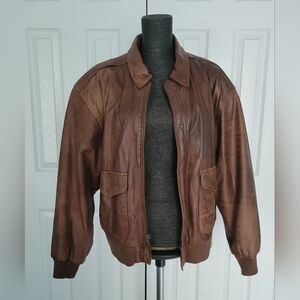G-III Large Brown leather vintage bomber jacket
